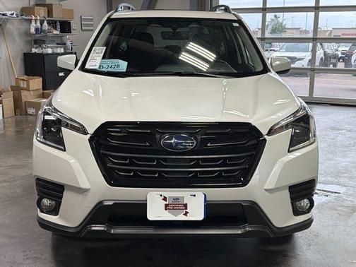 Crystal White Pearl 2023 Subaru Forester Premium