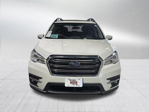 Crystal White Pearl 2022 Subaru Ascent Limited 8-Passenger