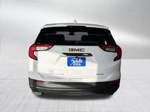 Summit White 2024 GMC Terrain SLE