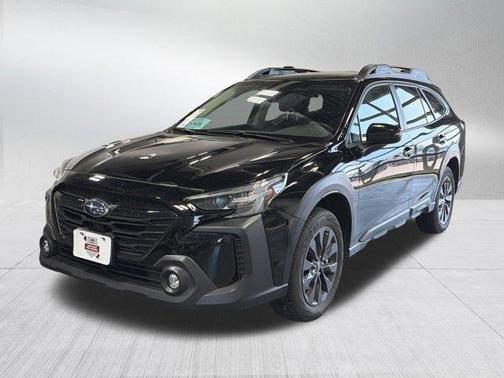 Crystal Black Silica 2025 Subaru Outback Onyx Edition