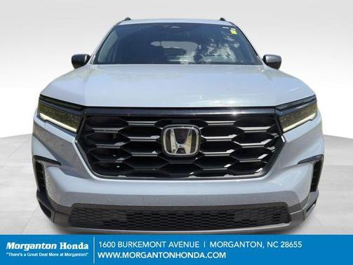 Sonic Gray Pearl 2025 Honda Pilot Sport