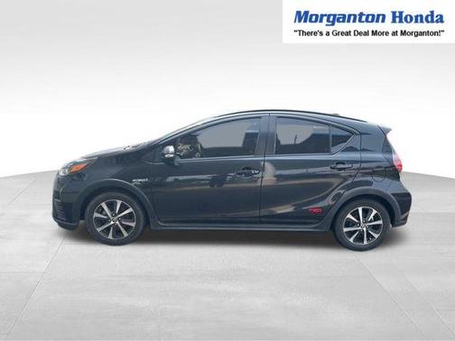 2018 Toyota Prius c Four