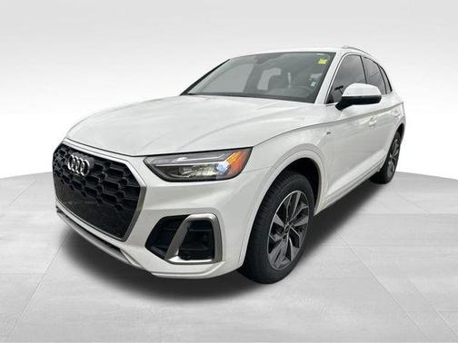 2024 Audi Q5 45 S line Premium Plus