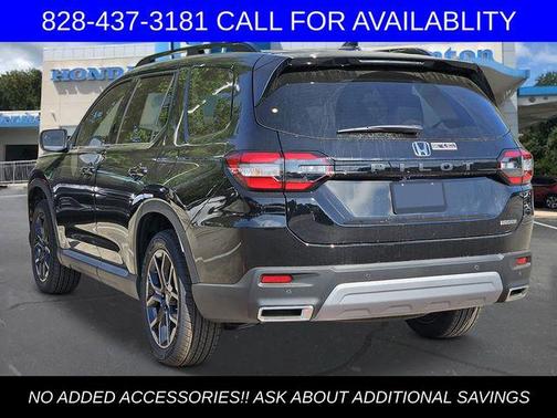 2025 Honda Pilot Touring 8-Passenger