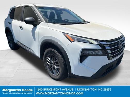 Everest White Pearl 2024 Nissan Rogue S