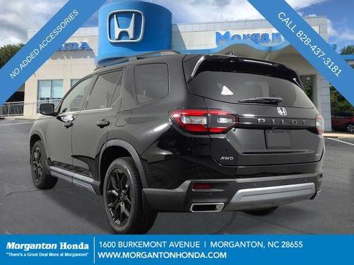 2025 Honda Pilot Touring 8-Passenger