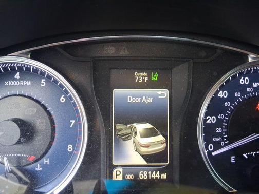 2016 Toyota Camry XLE