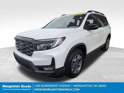 Platinum White Pearl 2023 Honda Passport AWD TrailSport