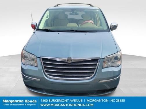 2010 Chrysler Town & Country Limited