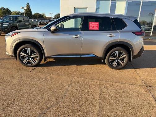 2023 Nissan Rogue Platinum