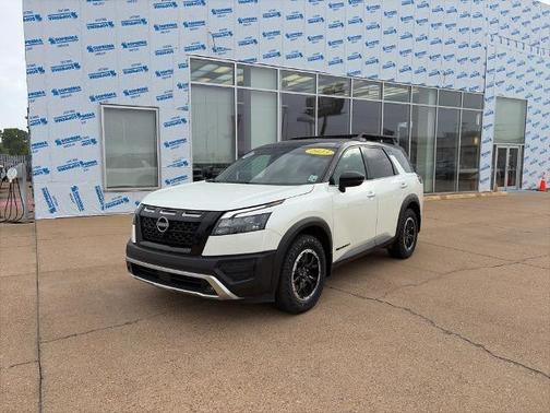 2023 Nissan Pathfinder Rock Creek