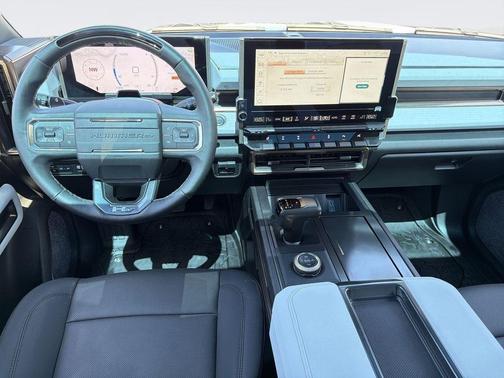 White 2025 GMC HUMMER EV Pickup 3X