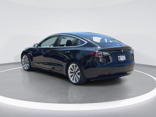 Obsidian Black Metallic 2018 Tesla Model 3 Long Range