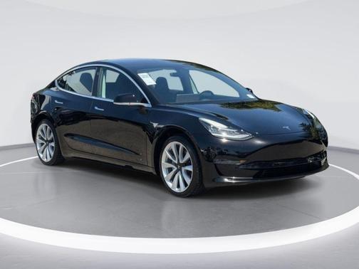 Obsidian Black Metallic 2018 Tesla Model 3 Long Range