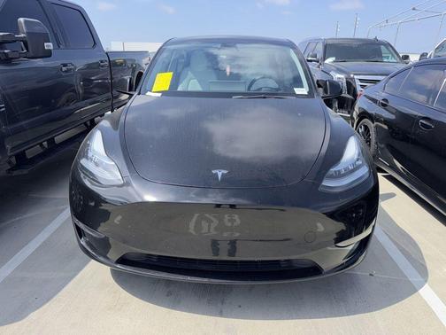 Black 2023 Tesla Model Y Long Range