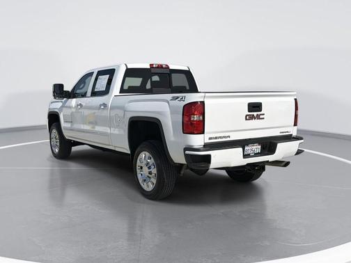 2015 GMC Sierra 2500 Denali