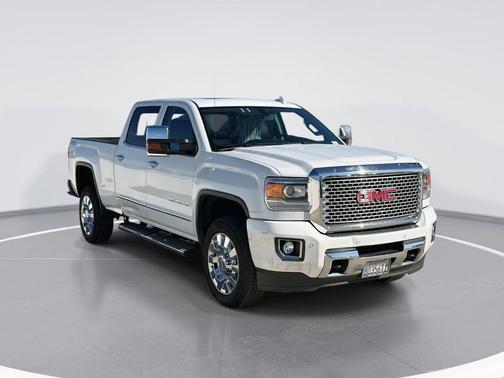 2015 GMC Sierra 2500 Denali