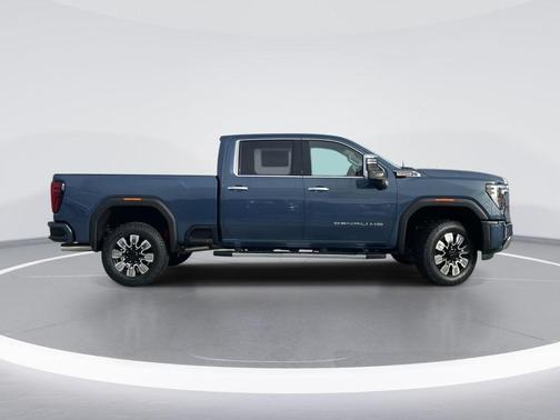 2026 GMC Sierra 3500 Denali