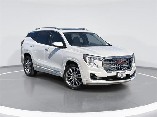 2023 GMC Terrain Denali