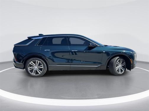 2024 Cadillac LYRIQ Luxury