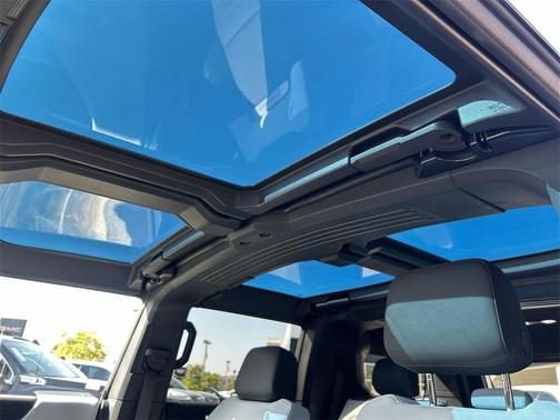 2024 GMC HUMMER EV SUV 2X