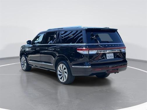 2023 Lincoln Navigator L Reserve