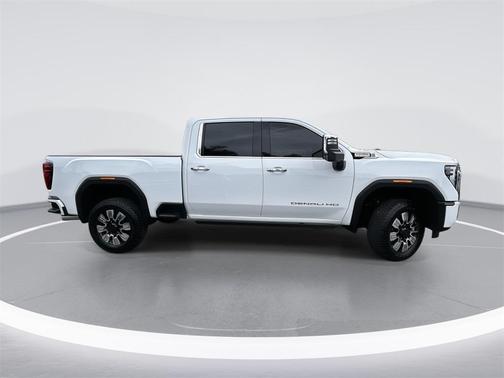 2024 GMC Sierra 2500 Denali