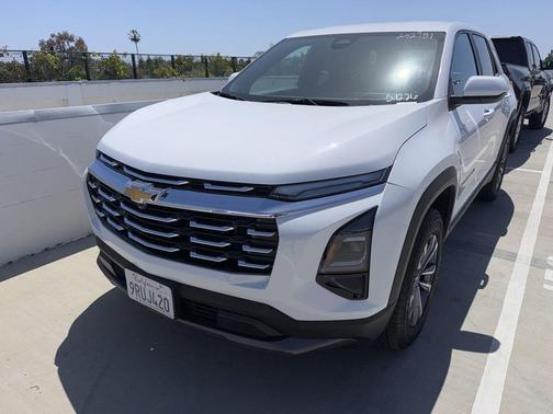 Summit White 2025 Chevrolet Equinox LT