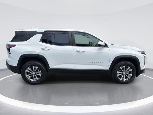 Summit White 2025 Chevrolet Equinox LT