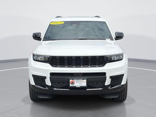 Bright White Clearcoat 2023 Jeep Grand Cherokee L Laredo