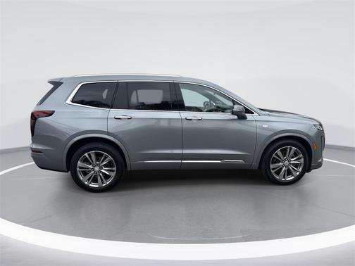 2023 Cadillac XT6 Premium Luxury FWD