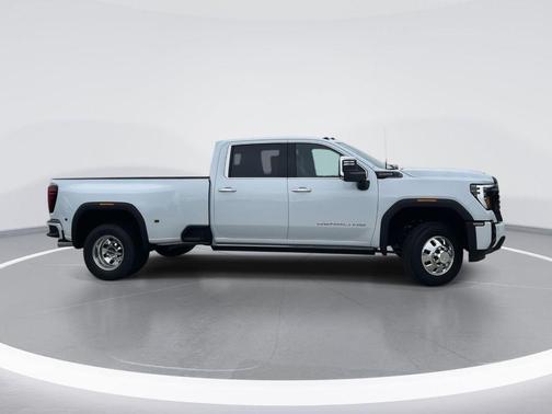 2026 GMC Sierra 3500 Denali Ultimate