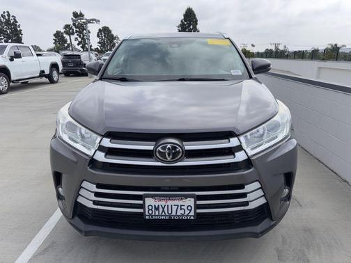 Predawn Gray Mica 2019 Toyota Highlander XLE