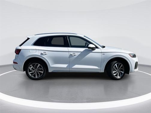 2023 Audi Q5 45 S line quattro Premium