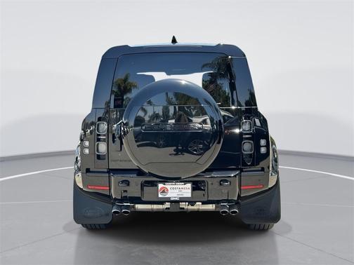 2024 Land Rover Defender P525 V8