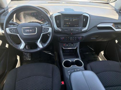 Summit White 2018 GMC Terrain SLE