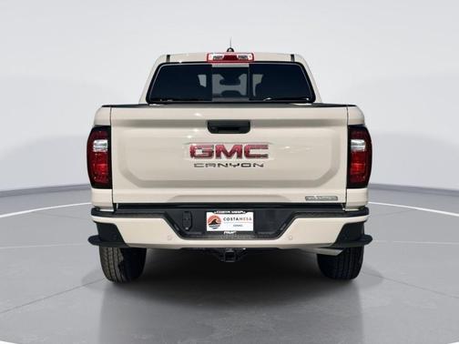 Dune 2026 GMC Canyon Elevation