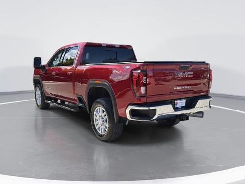Cayenne Red Tintcoat 2023 GMC Sierra 3500 SLE
