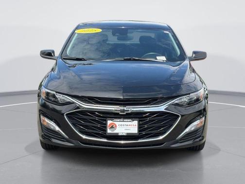 Mosaic Black Metallic 2025 Chevrolet Malibu RS