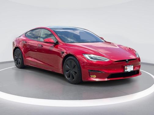 Red Multi 2022 Tesla Model S Base