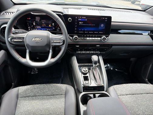 Sterling Gray Metallic 2025 Chevrolet Colorado Z71