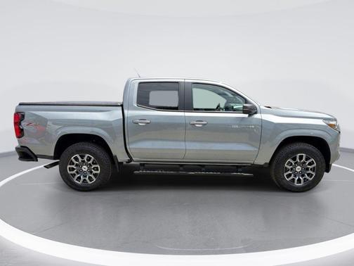 Sterling Gray Metallic 2025 Chevrolet Colorado Z71