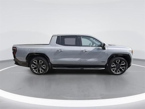 2025 GMC Sierra EV Denali