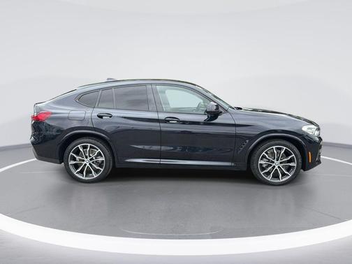 Carbon Black Metallic 2020 BMW X4 xDrive30i