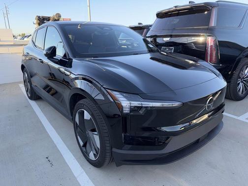 2025 Volvo EX30 Twin Motor Plus