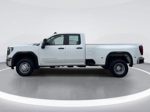 Summit White 2026 GMC Sierra 3500 Pro