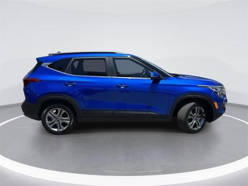 2022 Kia Seltos S