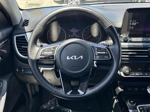2022 Kia Seltos S