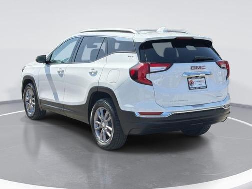 Summit White 2022 GMC Terrain SLT