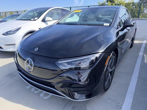 Obsidian Black Metallic 2023 Mercedes-Benz EQE 350+ Base